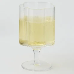GigiandTom Ribbed Flower Wine Glass* Wine Glasses